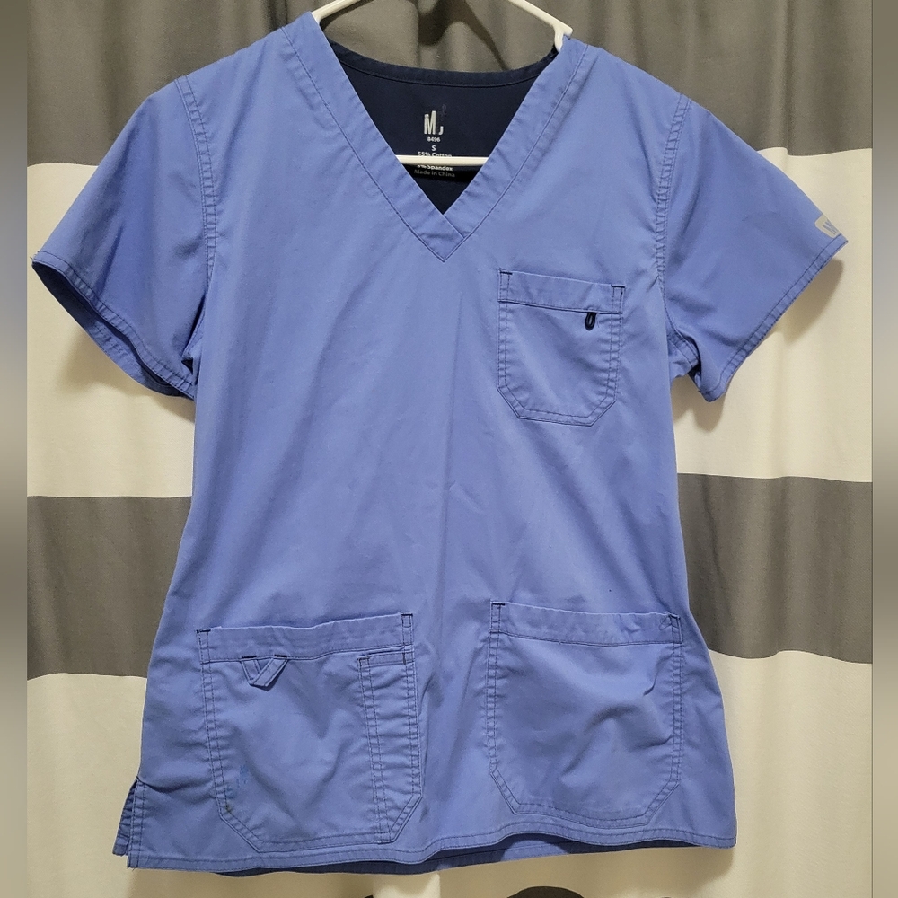 Scrub top. Ceil blue. MC2